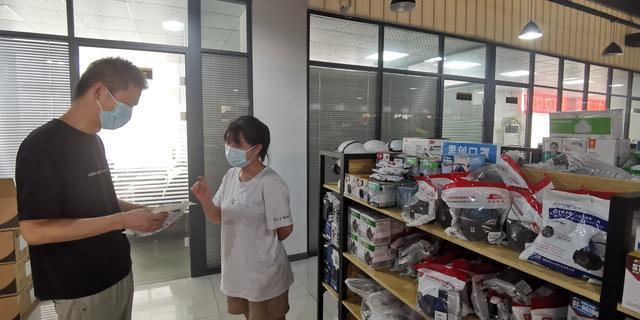 针对市民们关心的防疫物资的质量安全问题,湖北省劳动防护用品行业